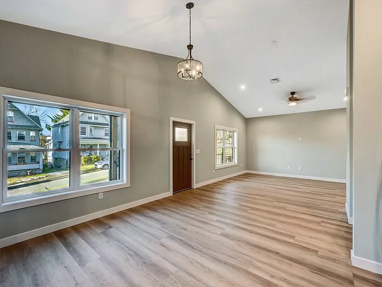 708 Harrison Ave #1 — Photo 21
