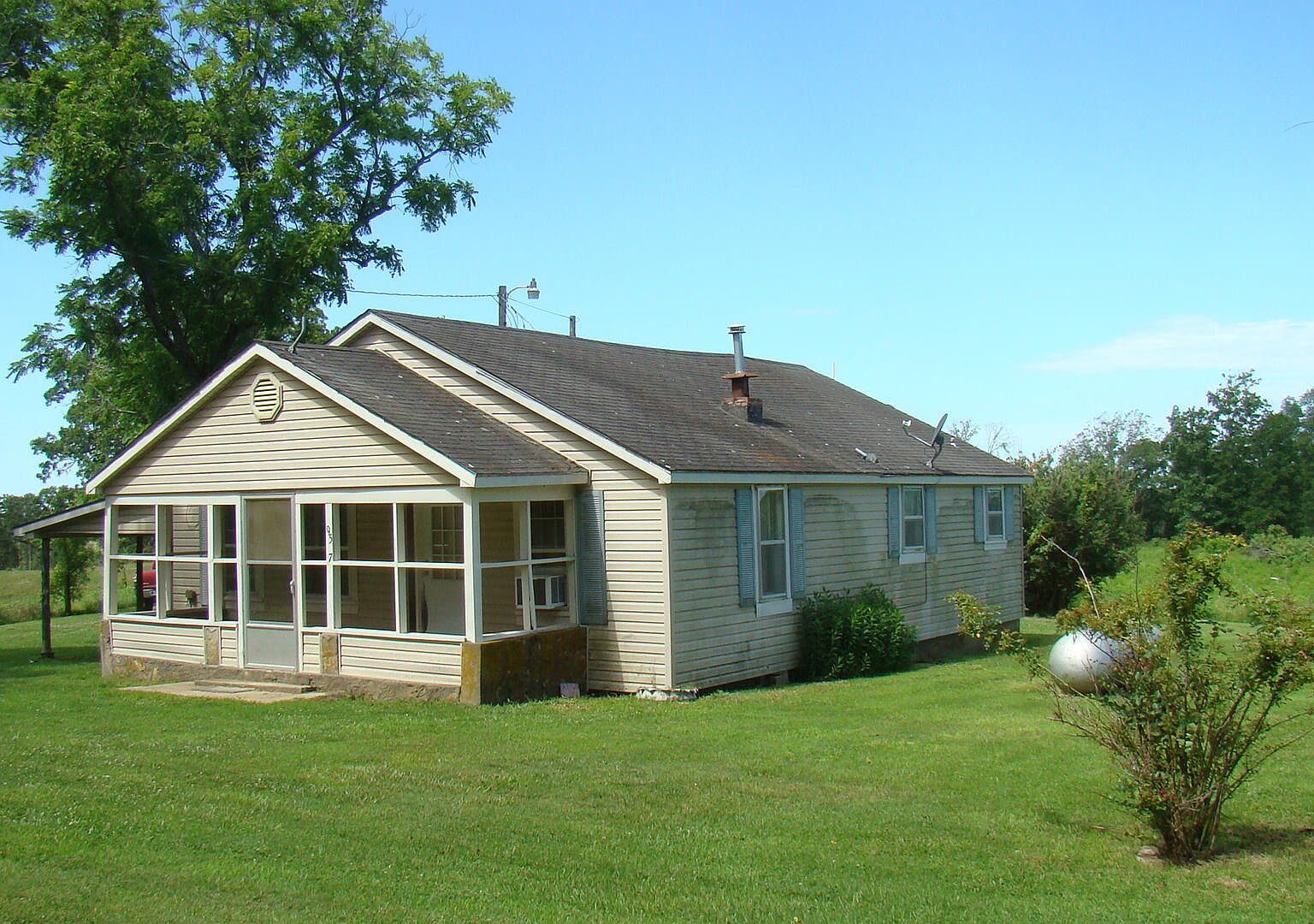 1998 County Road 358, Pottersville, MO 65790 Zillow