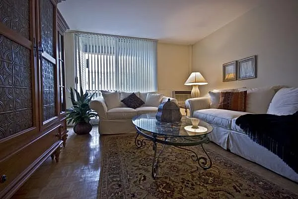 1 bed, 1.0 bath, 612 sqft, $2,400 — Photo 3