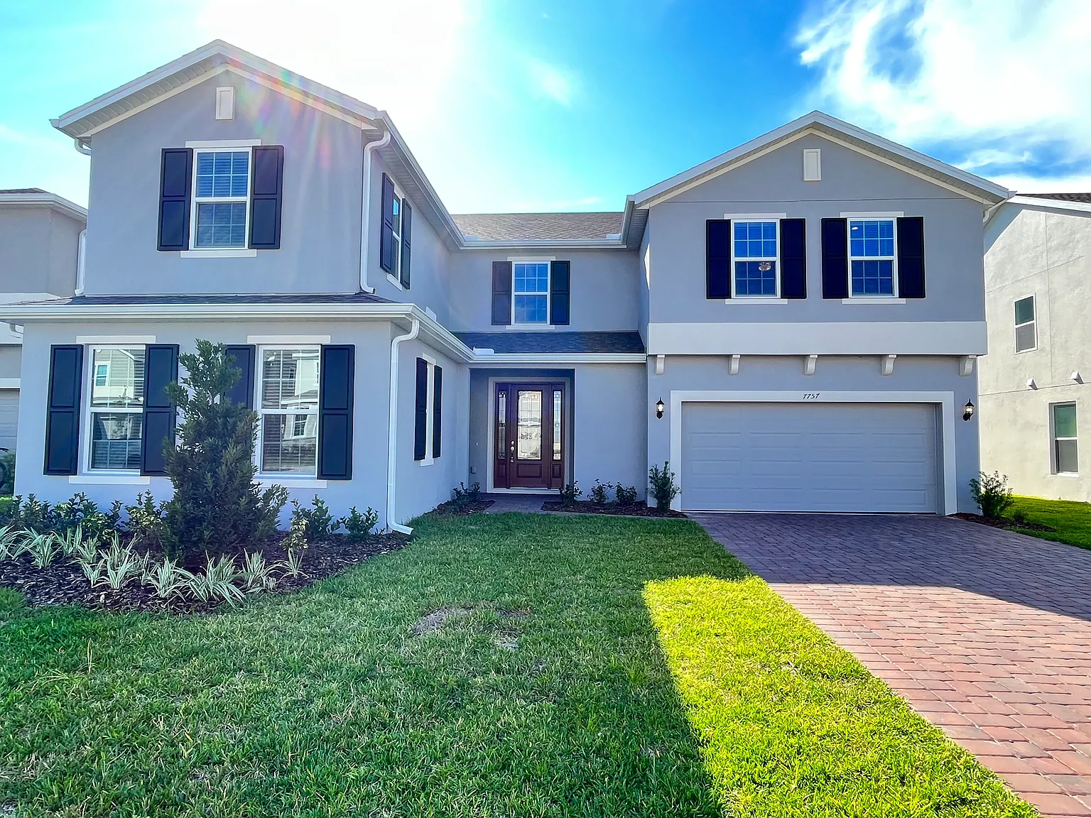 7 bed, 5.5 bath, 4700 sqft, $4,000 — Photo 1