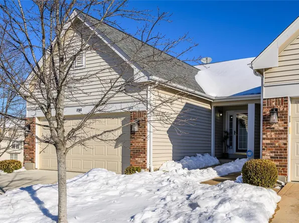 3765 Southern Manor Dr, Saint Louis, MO 63125