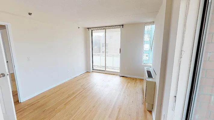 Rented by Metro Garden Realty NYC | media 25