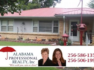 611 5th St NE, Arab, AL 35016
