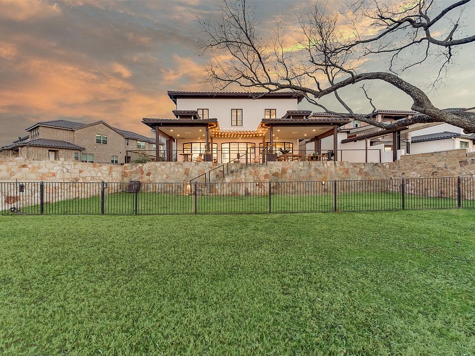 1st image of 11017 Lakeside Dr