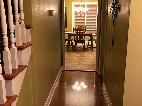 4th image of 3432 Marycrest Dr W