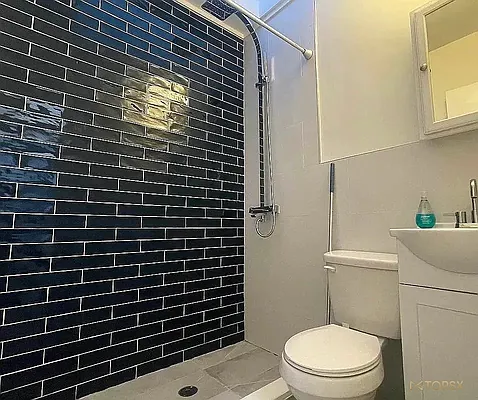 Rented by TorsX Inc | media 9