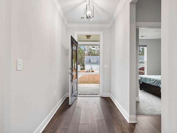 2nd image of 179 Caroline Ct.