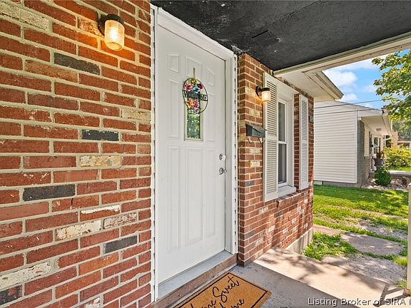 4th image of 745 Cornell Avenue