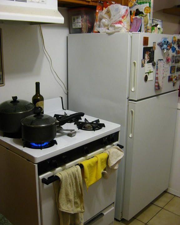 1st image of 302 E 104th St APT 1E