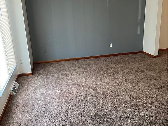 3rd image of 141 Sidway St