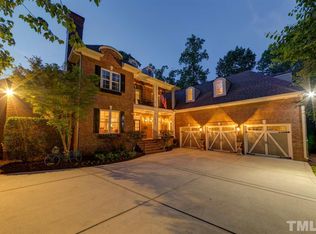 413 Settlecroft Ln, Holly Springs, NC 27540