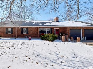 1825 Henke Rd, Lake Saint Louis, MO
