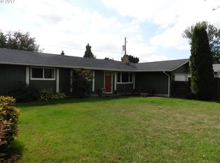 1138 Irvington Dr, Eugene, OR 97404