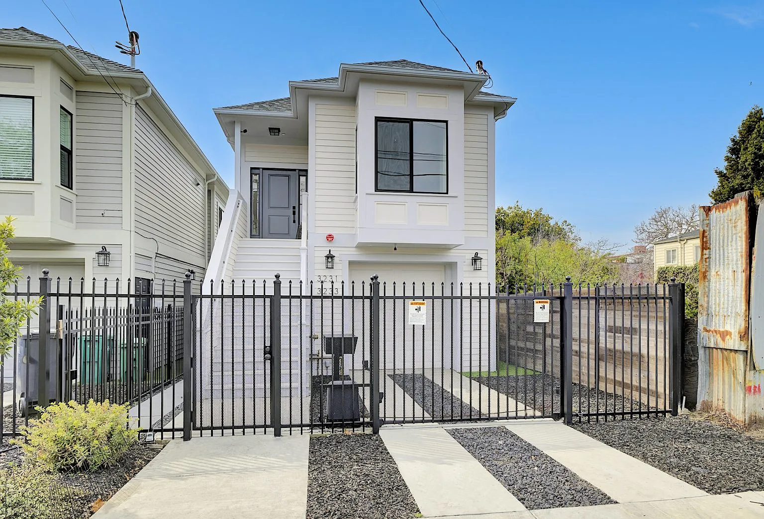 3 bed, 1577 sqft, $3,300 — Photo 1