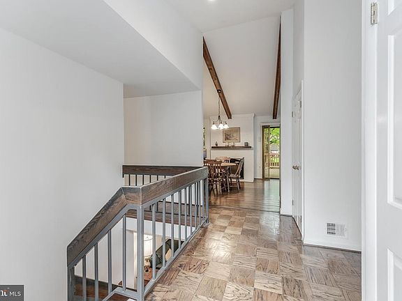 5th image of 11819 Blue Spruce Rd