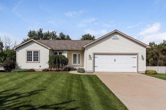 1st image of 1029 Sunrise Ln NW