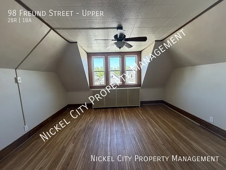 98 Freund St #UPPER — Photo 5
