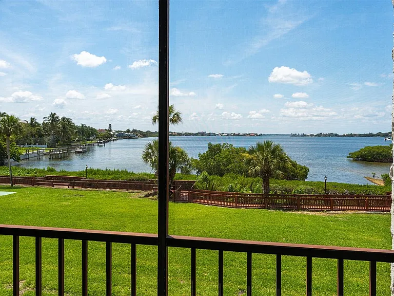 1608 Stickney Point Rd #1608-204 — Photo 3