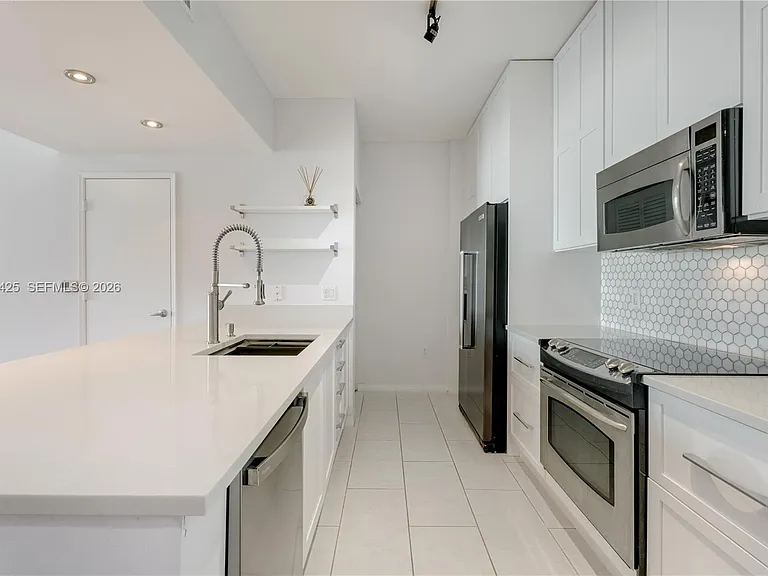 951 Brickell Ave #3607 — Photo 3