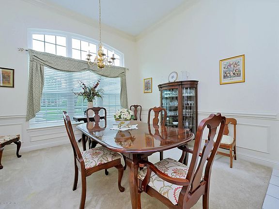 Formal Dining