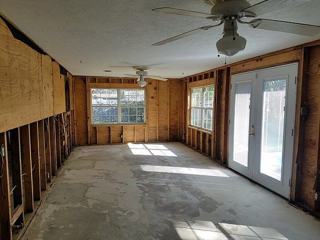 2nd image of 6012 17th St