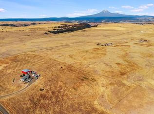 470 Harms Rd, Centerville, WA 98613