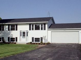 31735 Hollie Ln, Kingston, IL 60145