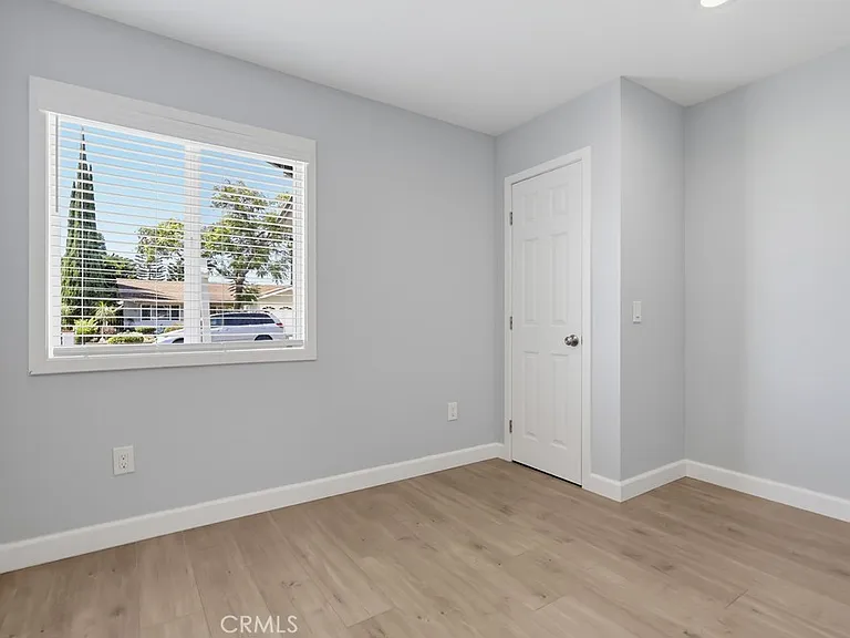 15811 Rosalita Dr — Photo 13