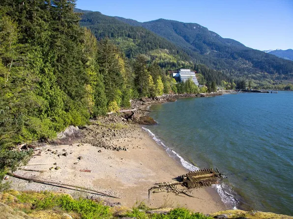 156 Shaughnessy Hts, Britannia Beach, BC V8B 1J2