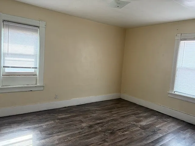 828 W. 4th St - 3 — Photo 1
