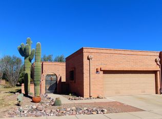 1012 W Calle De Pitahaya, Green Valley, AZ 85622