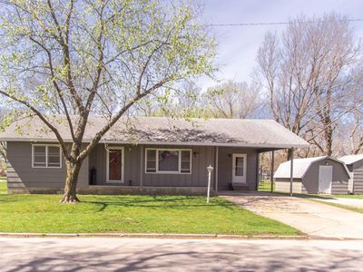 120 S Coyle St, Cherryvale, KS, 67335