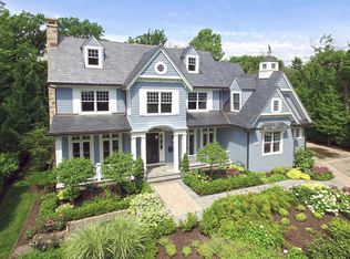 903 Private Rd, Winnetka, IL 60093