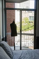 Rented by R New York