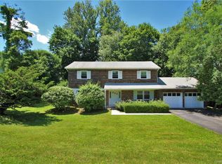 2303 Mark Rd, Yorktown Heights, NY 10598