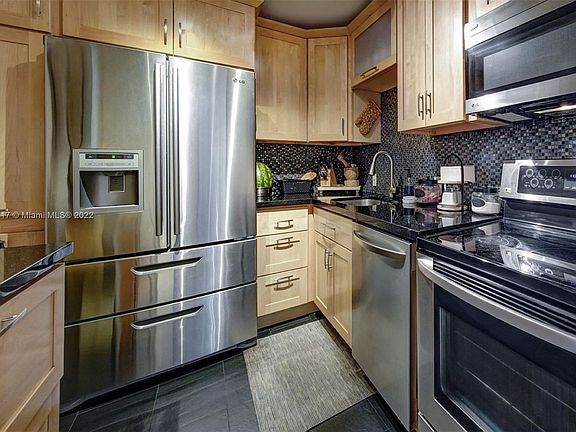 5th image of 20379 W Country Club Dr APT 1438