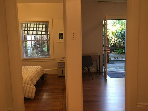 3rd image of 409 Cortland Ave