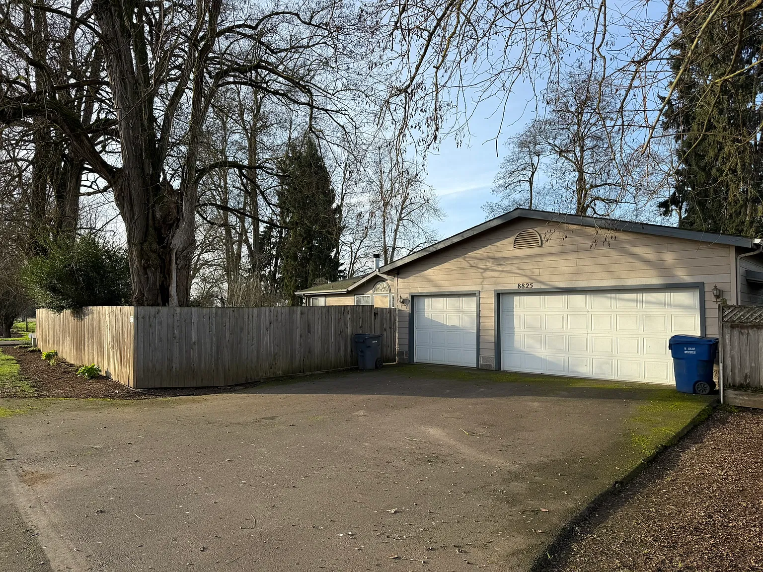 3 bed, 2088 sqft, $2,500 — Photo 3