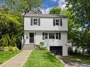 81 Sterling Ave, White Plains, NY 10606