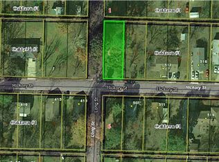 502 Hickory St, Hope, AR 71801