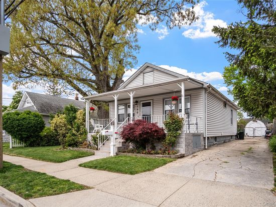 150 Shaw Avenue, Valley Stream, NY 11580