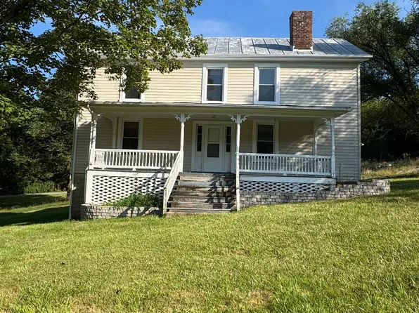 30 Toad Hall Ln, Lexington, VA 24450