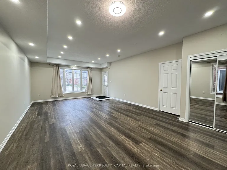 349 Edgehill Dr — Photo 11