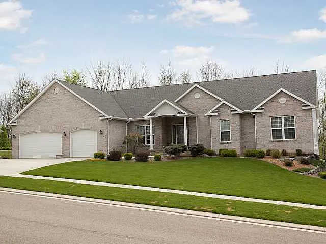 383 Laurel Oaks Ln photo 1