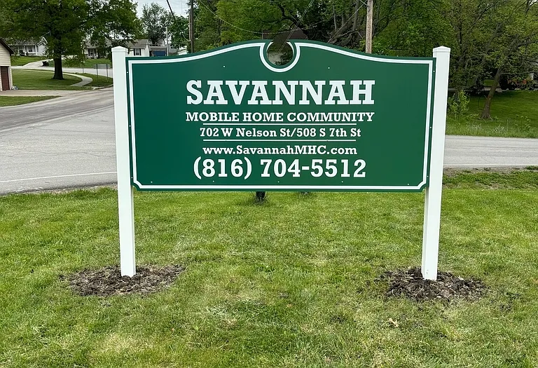 702 W Nelson St #LOT ONLY — Photo 1