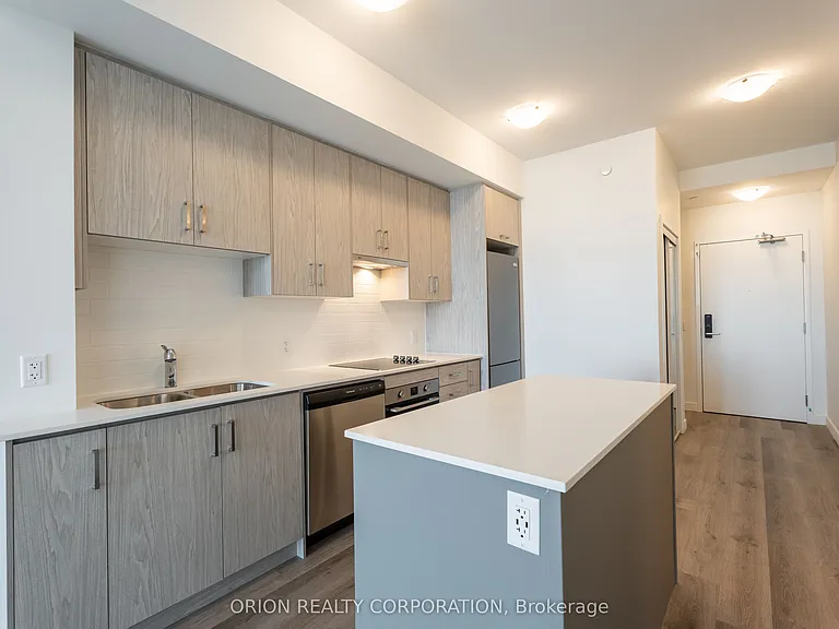 461 Green Rd #618 — Photo 6