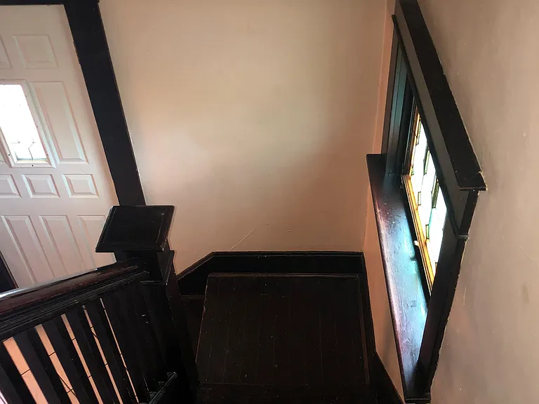 1820 Clarendon Ave — Photo 19