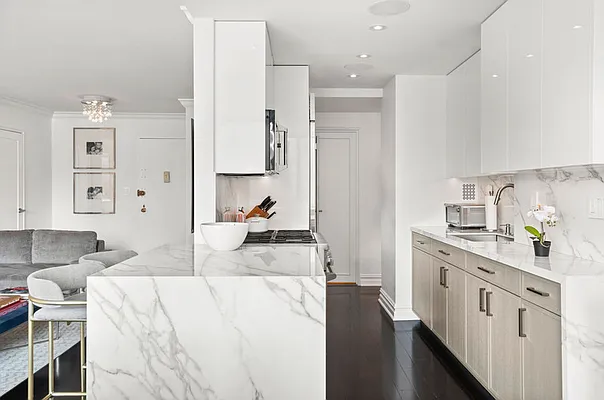 Sold by Corcoran | media 16