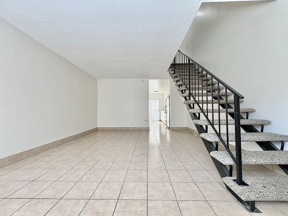 1st image of 647 Olive Ave APT 3