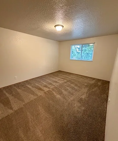 Cheryl Lynn Apartments — Photo 11